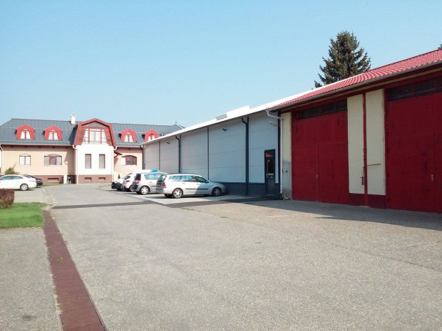 Elad� Telephely Ny�regyh�za Kertv�ros