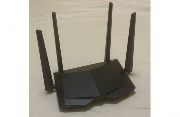 Elad Tenda AC6 AC1200 Smart Dual-Band WIFI Router