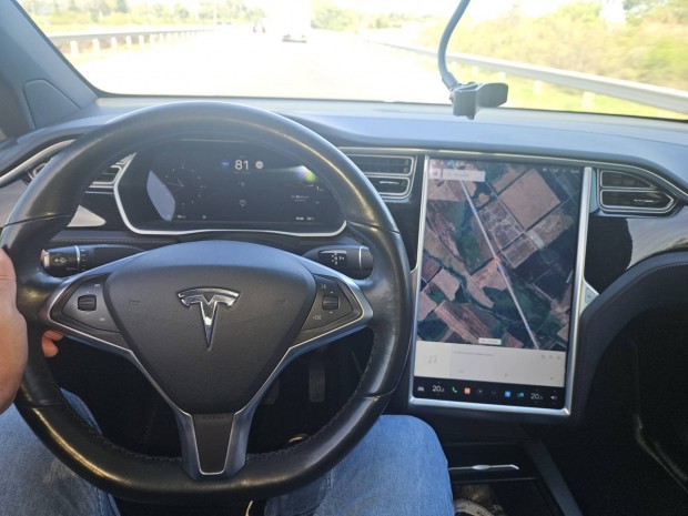 Elad� Tesla X, Nem Mukodik A DC T�lt� R�sze.Olvasd V�gig L�gyszi!