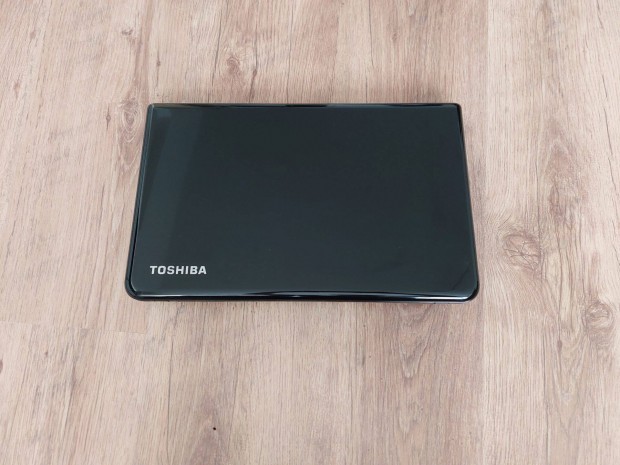 Elad Toshiba Satellite C55-A-1PX laptop (15.6", 512 GB SSD)