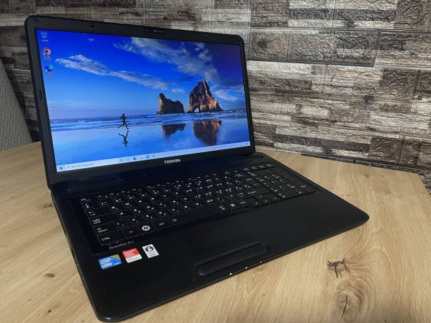 Elad Toshiba i5 laptop (8GB Ram, 320GB HDD, 1GB VGA)