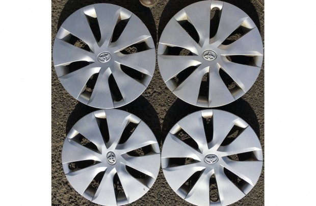 Elad Toyota 15 " dsztrcsa 15 coll mret gyri szett 4db