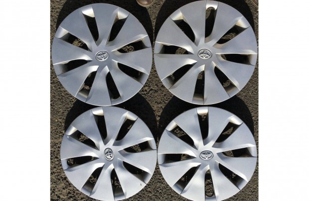 Eladó Toyota 15" dísztárcsa 15 coll méret gyári szett 4db