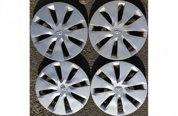 Elad Toyota 15" dsztrcsa 15 coll mret gyri szett /4db/