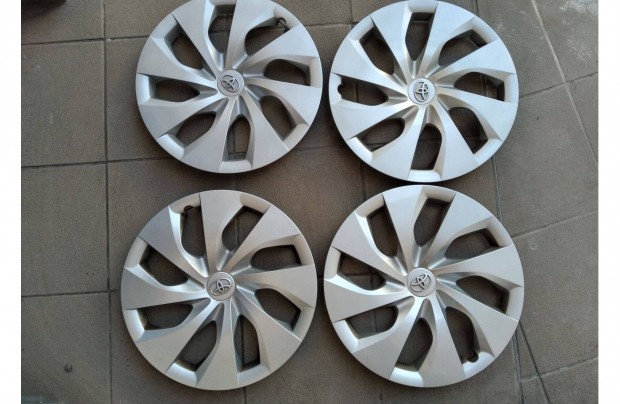 Elad Toyota 16 " dsztrcsa 16 coll mret gyri szett 4db