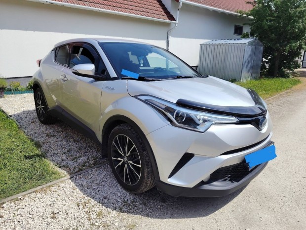 Eladó Toyota C-HR azonnal elvihető 
