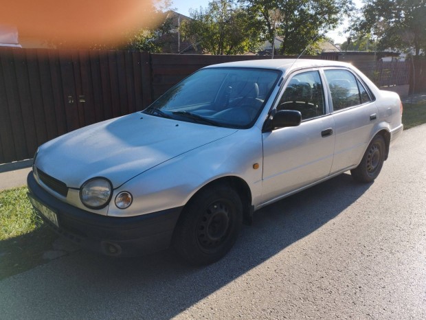 Elad Toyota Corolla