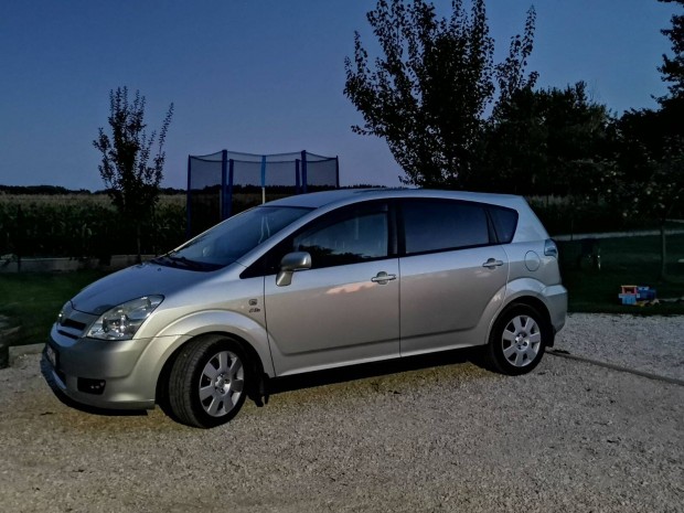 Eladó Toyota Corolla Verso