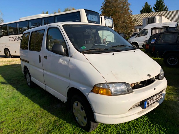 Elad Toyota Hiace H1