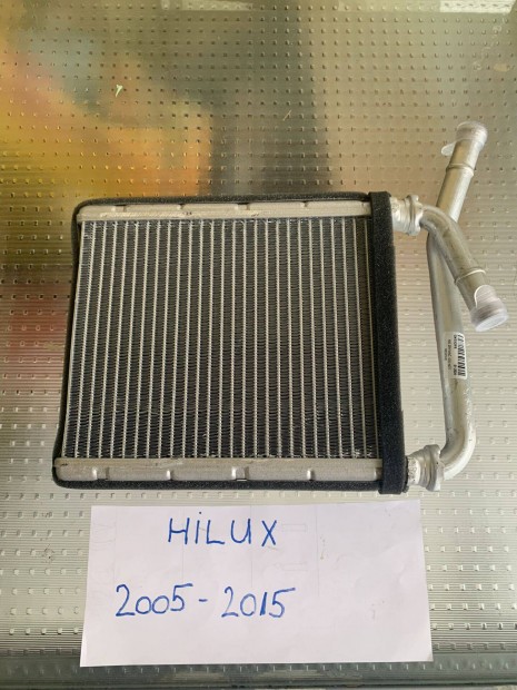 Eladó Toyota Hilux 2005-2015 alkatrész, új fűtőradiátor