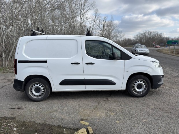 Elad� Toyota Proace