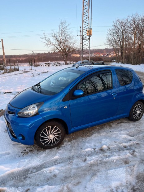 Elad� Toyota aygo