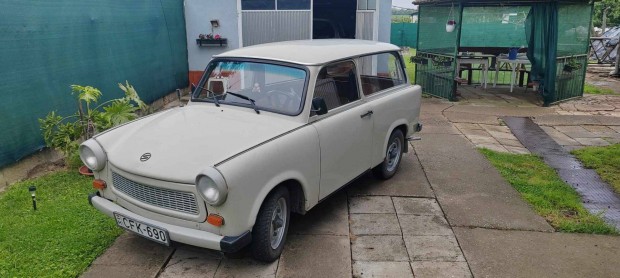 Elad Trabant combi S601