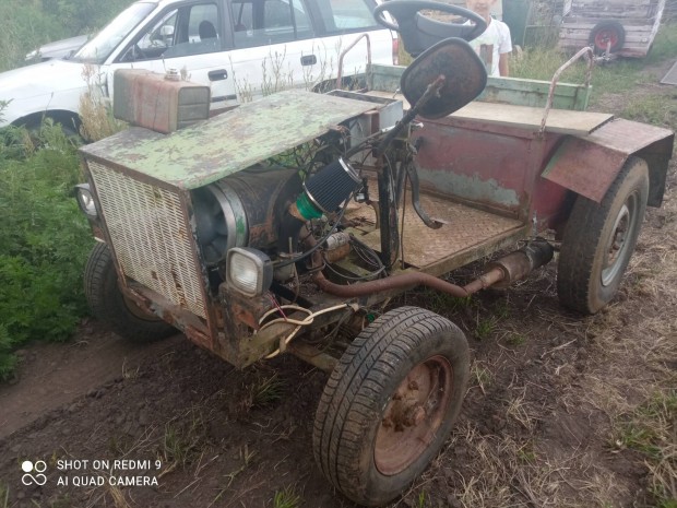 Eladó Trabant motoros kerti traktor.