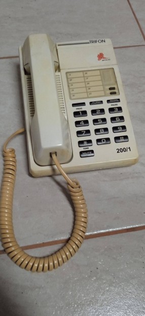 Elad Trifon 200 200/1 vezetkes telefon