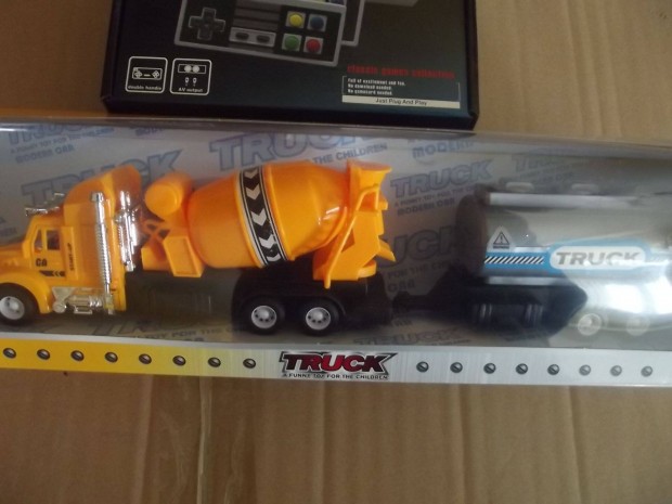 Eladó Truck Betonkeverő + Tartályos Pótkocsi Új Bontatlan