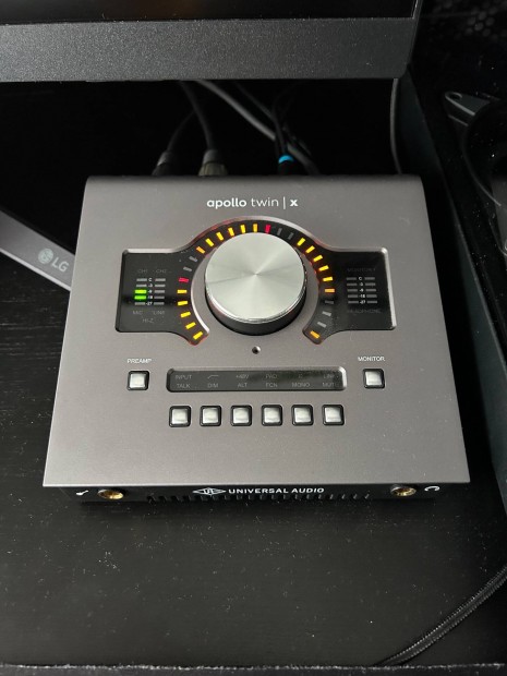 Elad Uad Apollo Twin X Thunderbolt hangkrtya