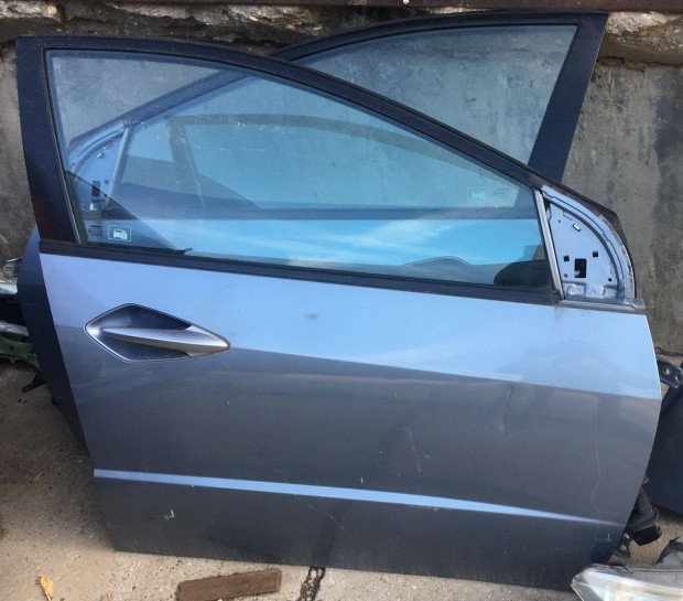 Eladó Ufo Honda Civic VIII. ajtó, és alkatrészei. Bp/posta