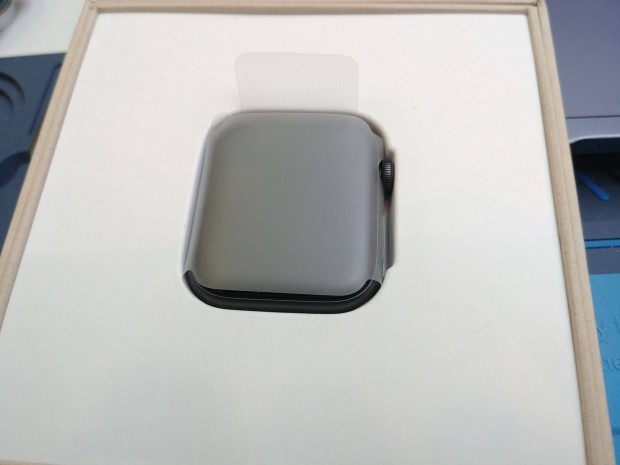 Elad j Apple Watch Series 8 45mm GPS+Cellular Black 6H Apple Garanc