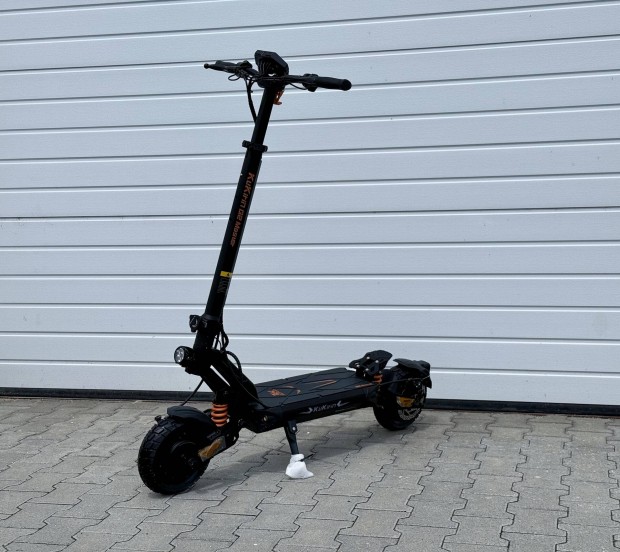 Eladó Új Kukirin G2 Master elektromos roller