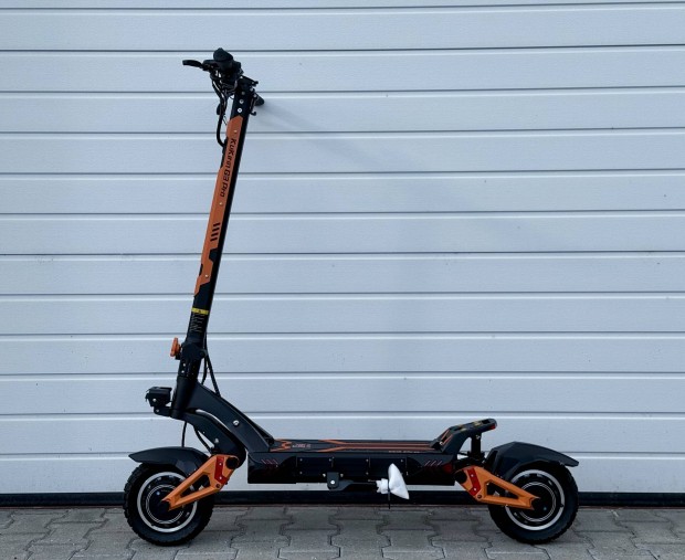 Elad j Kukirin G3 Pro elektromos roller