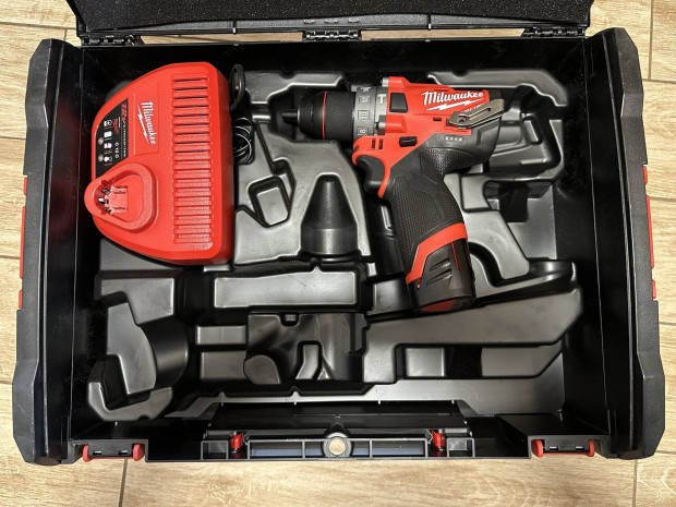 Elad j Milwaukee M12 FPD-202X Akkus tvefr-Csavaroz!