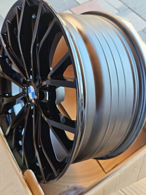 Elad� �j R19 5x120 MAK PRIME-FF Black Glossy 8.5J ET25 72.6