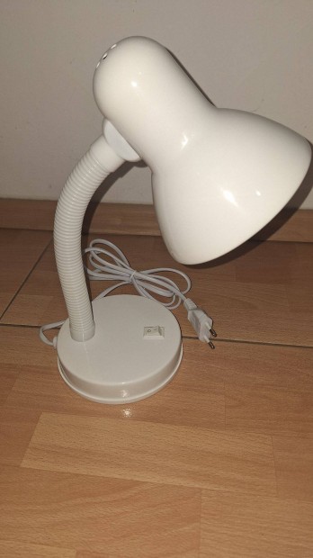 Eladó Új fehér Eglolux asztali lámpa