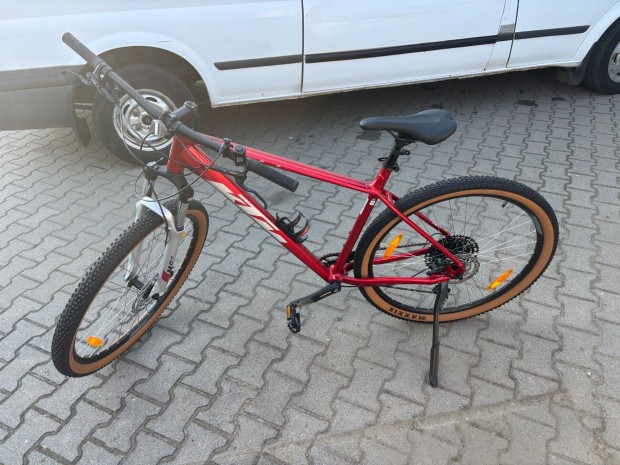 Eladó Újszerű, Egyedi KTM MTB