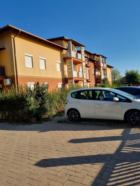 Eladó Üllön Lakóparki lakás!!