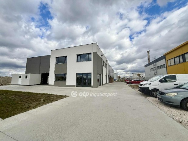 Elad� �zem, Szigetszentmikl�s