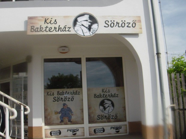 Elad� �zlethelyis�g M�t�szalk�n az �llom�s k�zel�ben