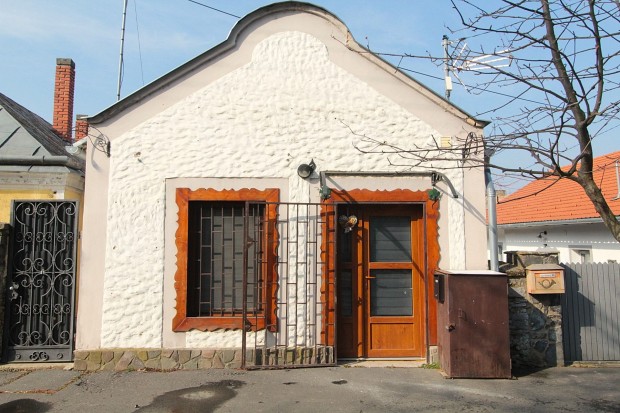 Elad� �zlethelyis�g, Badacsonyt�rdemic 32.000.000 Ft