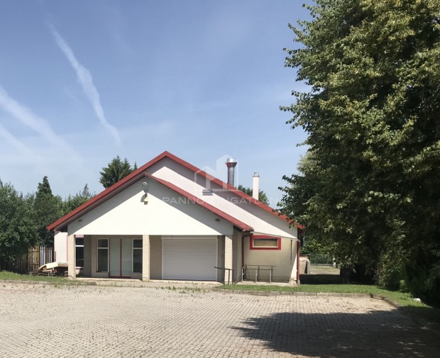 Elad� �zlethelyis�g, Devecser 130.000.000 Ft