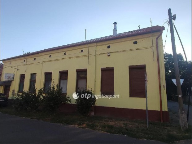 Elad� �zlethelyis�g, Hajd�dorog