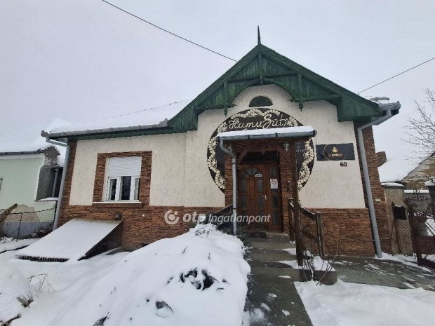 Elad� �zlethelyis�g, Kerecsend