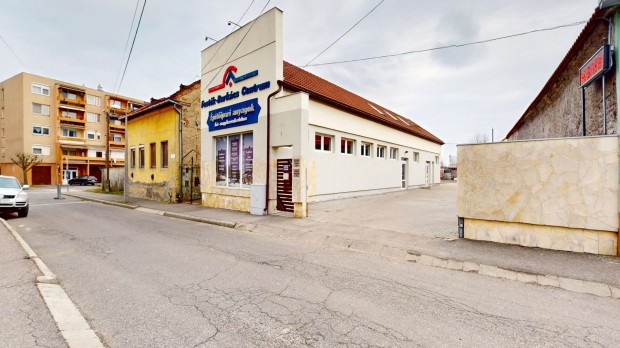 Elad� �zlethelyis�g, S�toralja�jhely 139.999.000.000 Ft