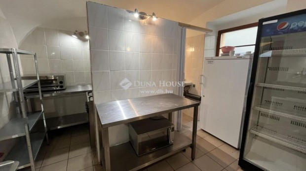 Elad� �zlethelyis�g, Szombathely