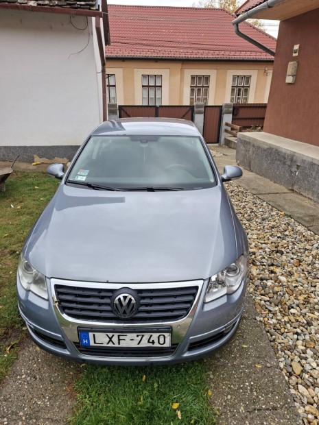 Elad VW Passat B6