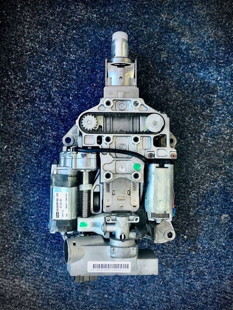 Elad VW Touareg I. elektromos kormny oszlop 30000ft. Bp/posta