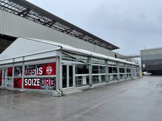 Elad� Vend�gl�t�s, B�k�scsaba 74.000.000 Ft