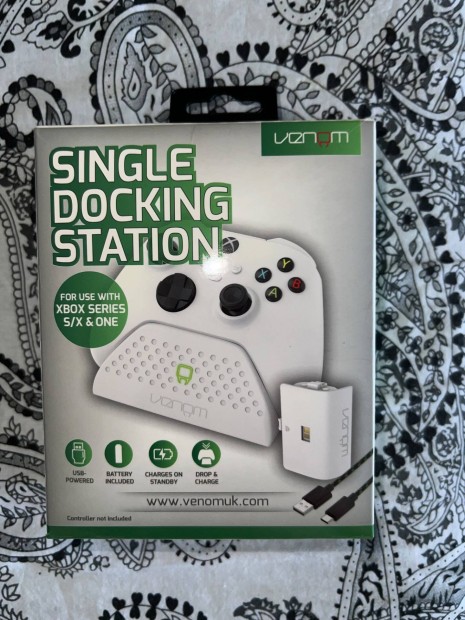 Eladó Venom Xbox Series X/S és Xbox One kontroller töltőállomás + 1 db