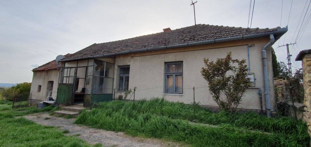 Eladó Veszprém Megye Zalahaláp Családi Ház