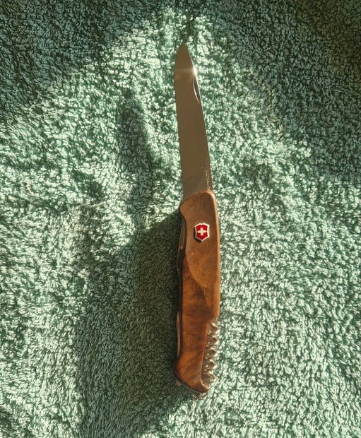 Elad Victorinox ranger wood 55 bicska