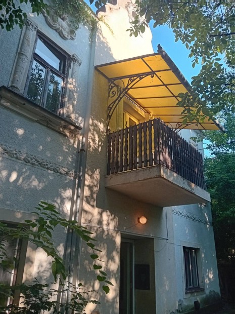 Elad� Villa - Ny�regyh�za, S�st�i �t