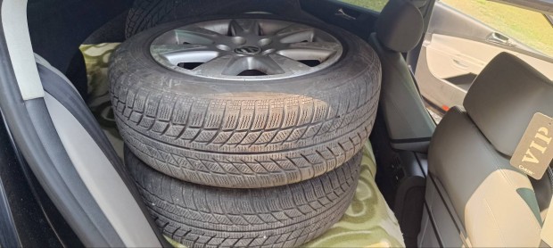 Elad Volkswagen 16" felni tli gumival!