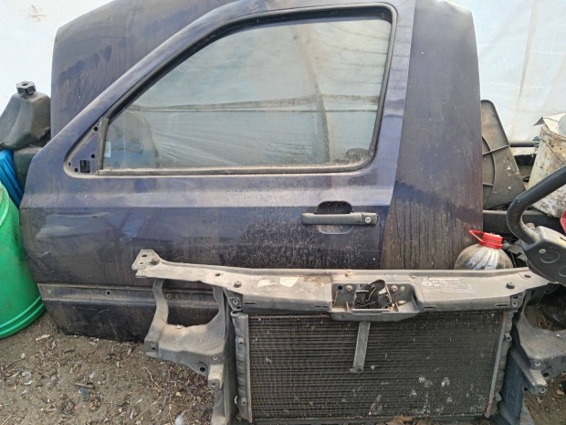 Elad� Volkswagen Golf 3 Motorh�ztet� �s bal els� ajt�