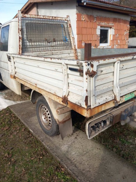 Elad� Volkswagen Transporter plat� �s m�szerfal