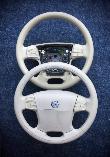 Eladó Volvo S60 S80 V70 XC60 XC70 hibátlan baige kormány. Bp/posta