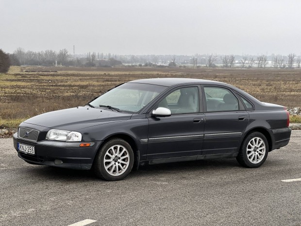 Elad Volvo S 80 sedan